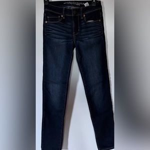 023- American Eagle Outfitters Super Skinny, Jeans, Size 00